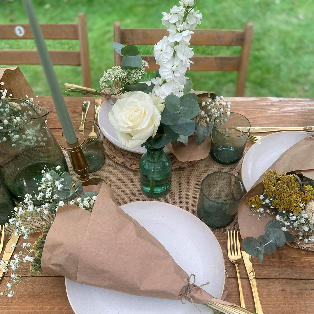 jade scott tablescape
